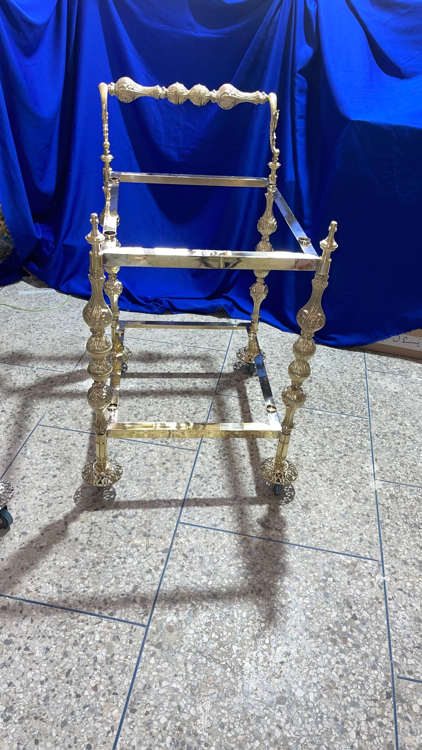 Luxury Rectangular Moroccan Copper Trolley - Handcrafted Golden Service